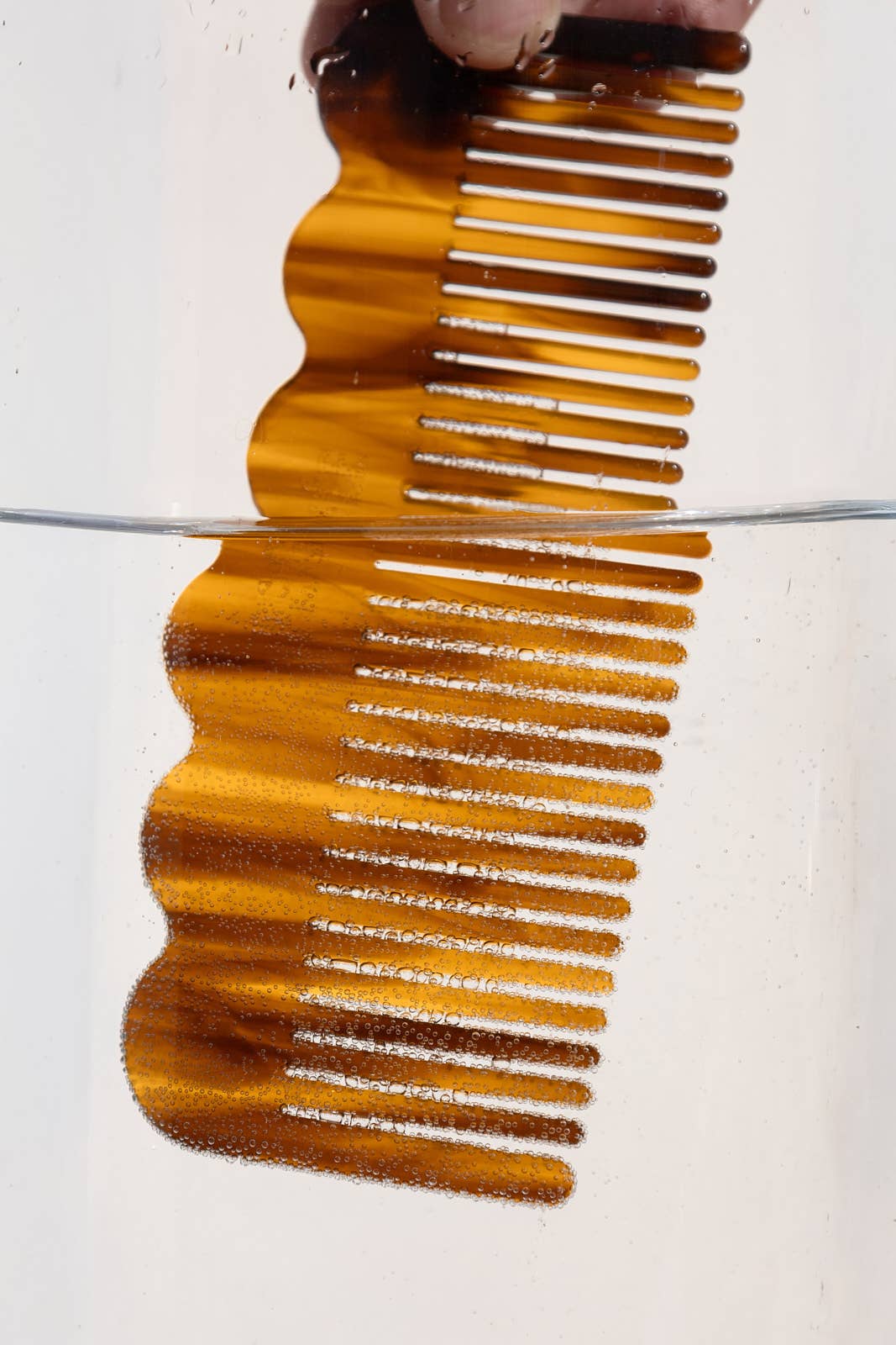 Peignee Paris – wholesale Hair brush/comb – Signature Comb - Ebony1