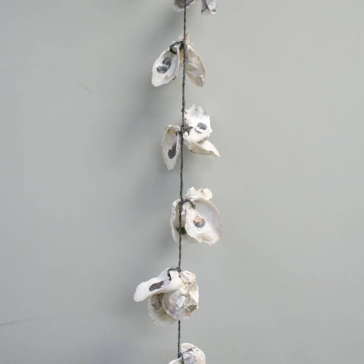 Modern Coastal by Contrast Inc. – wholesale Bunting/garland – 72" Oyster Garland Rope