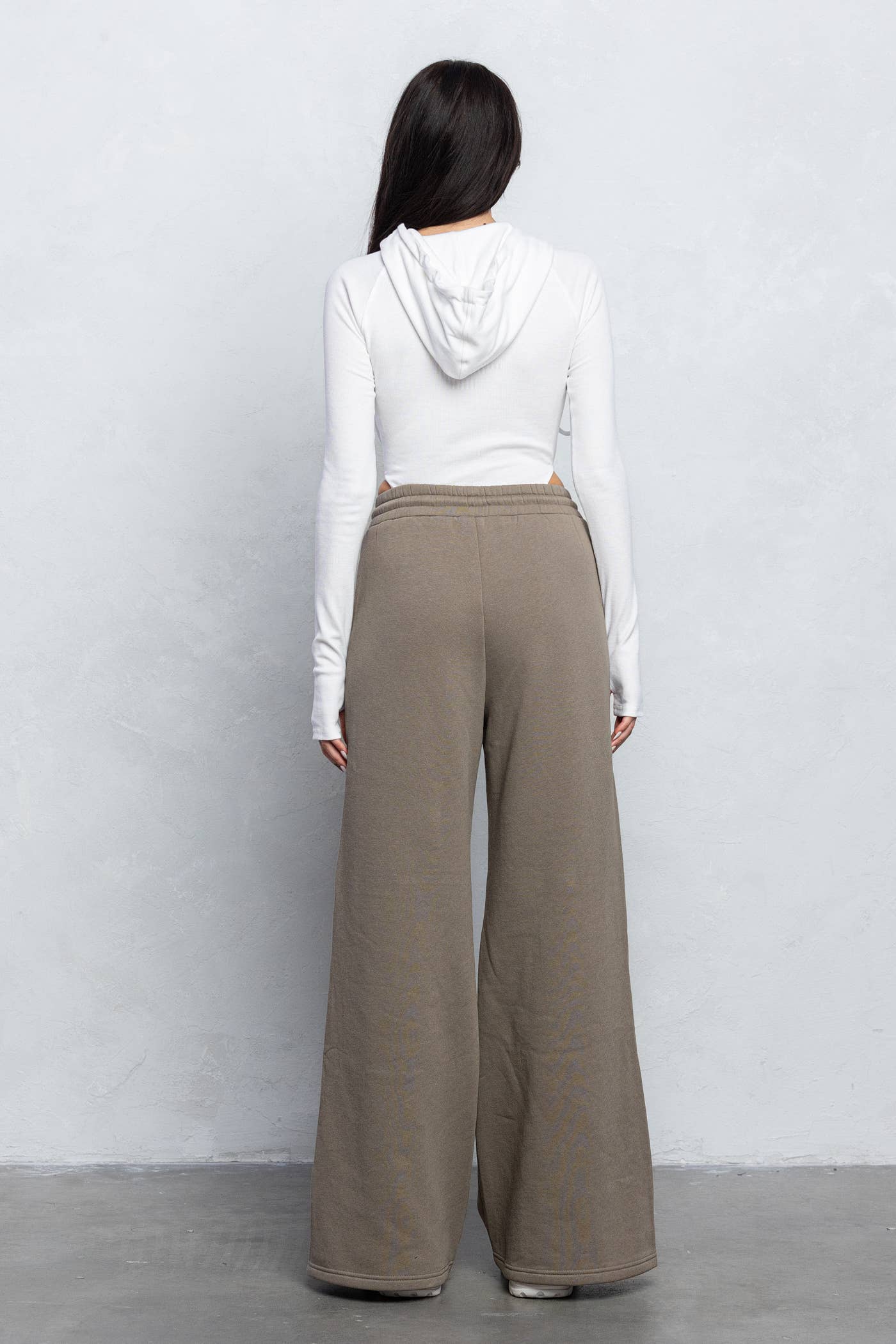 No Vacancy - Vente Pantalon – femme - Pantalon large en molleton avec détails zippés3