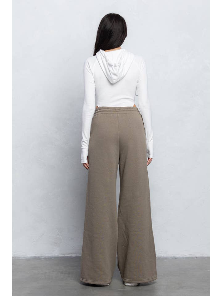 No Vacancy – Engroshandel Bukser - Dame – Brede fleecebukser med lynlås3