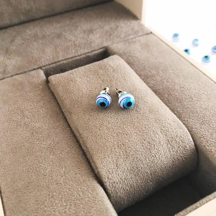 Evileyefavor – Brincos de pino por atacado – Brincos Eye Stud - Acabamento Prateado3