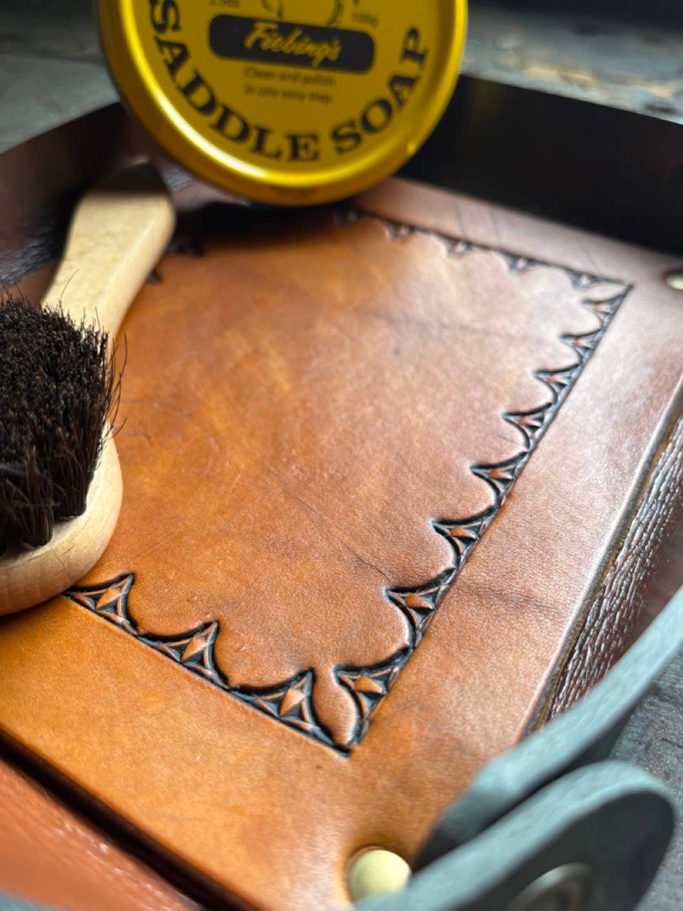 Sage Grouse Leather - Vente Plateaux décoratifs - Plateau en cuir estampé à bordure 9x7 Western Catchall Valet7