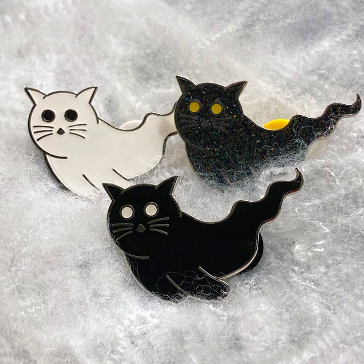 Ghost Cat voor wholesale door Crumby Pins