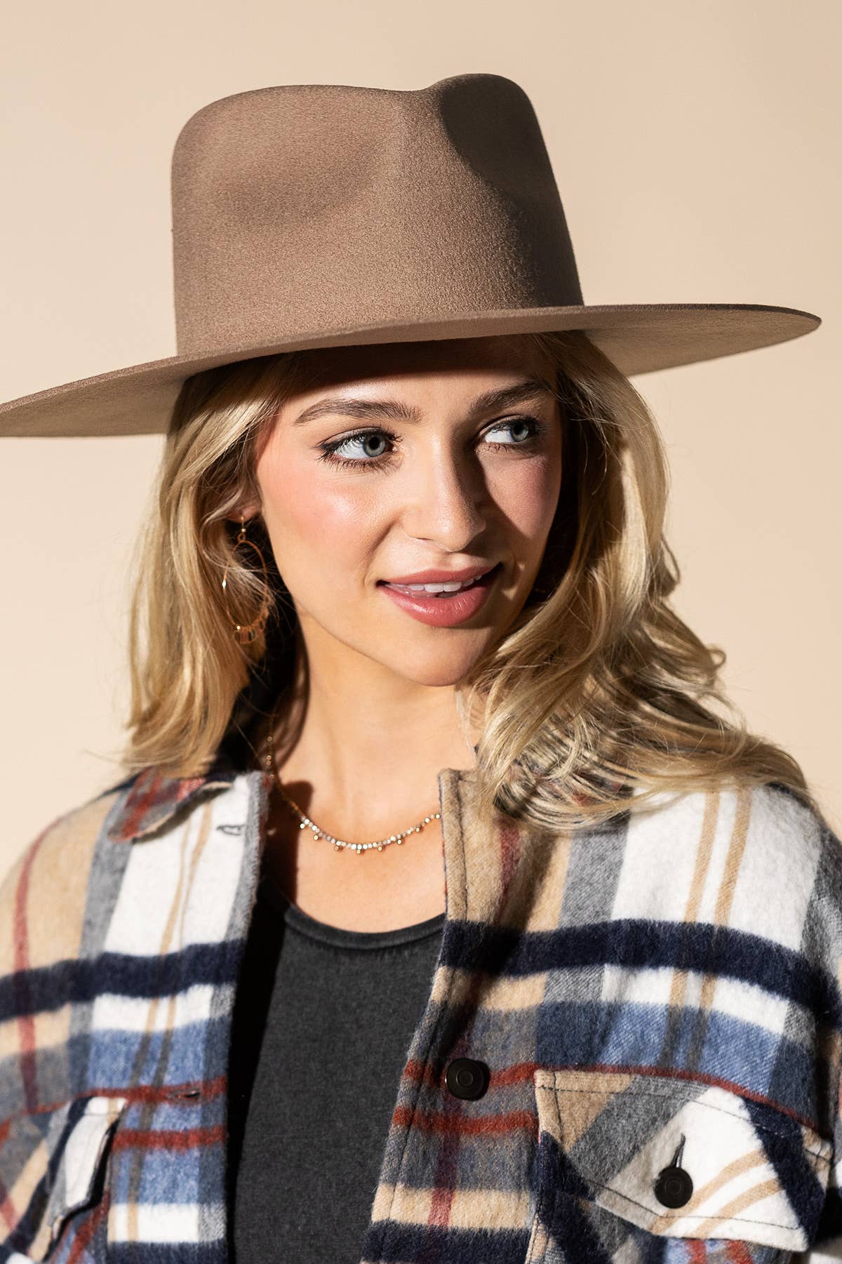 Urbanista - Vendita all'ingrosso Fedora - Donna - Cappello Panama a tesa rigida in lana australiana 100% con corona a goccia larga9