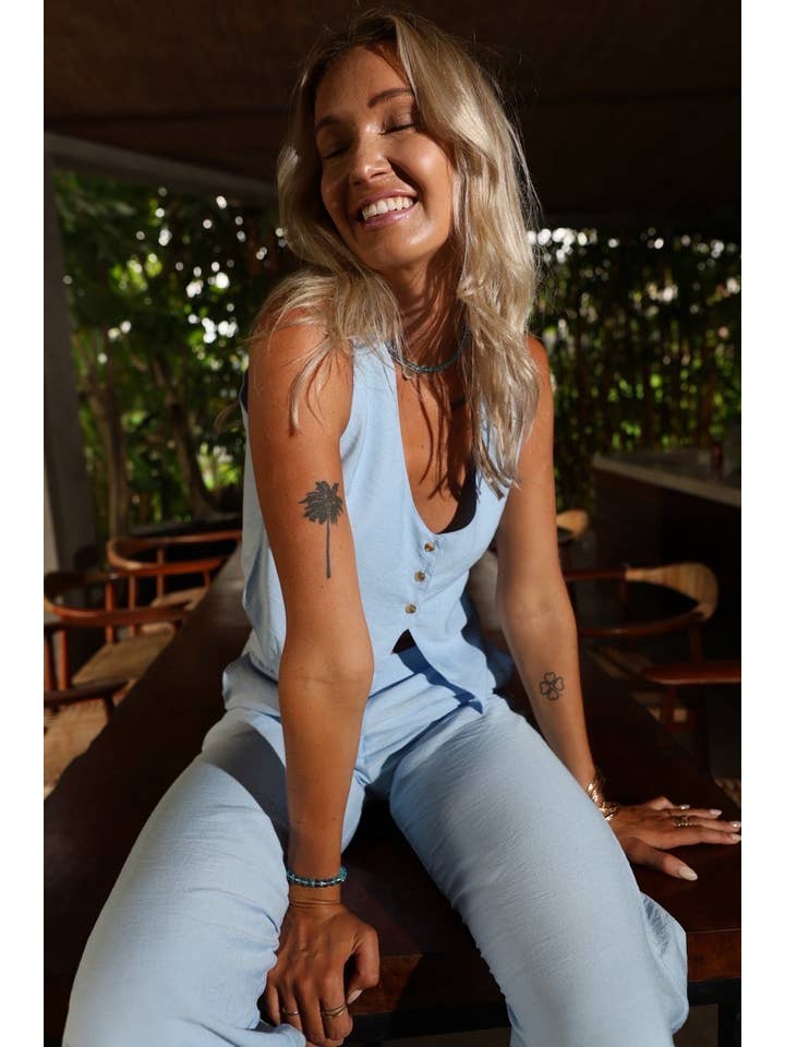 Sunset Vest - Sky for wholesale on Faire5