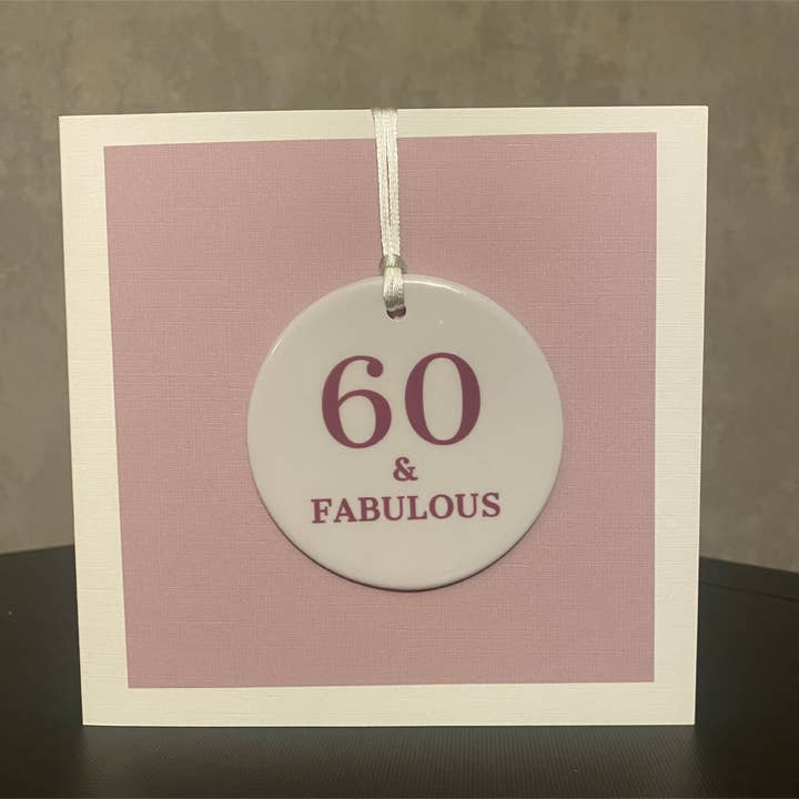 Tarjeta de felicitación de 60 cumpleaños con regalo redondo de cerámica para venta al por mayor de By Erin Cards and Gifts Ltd