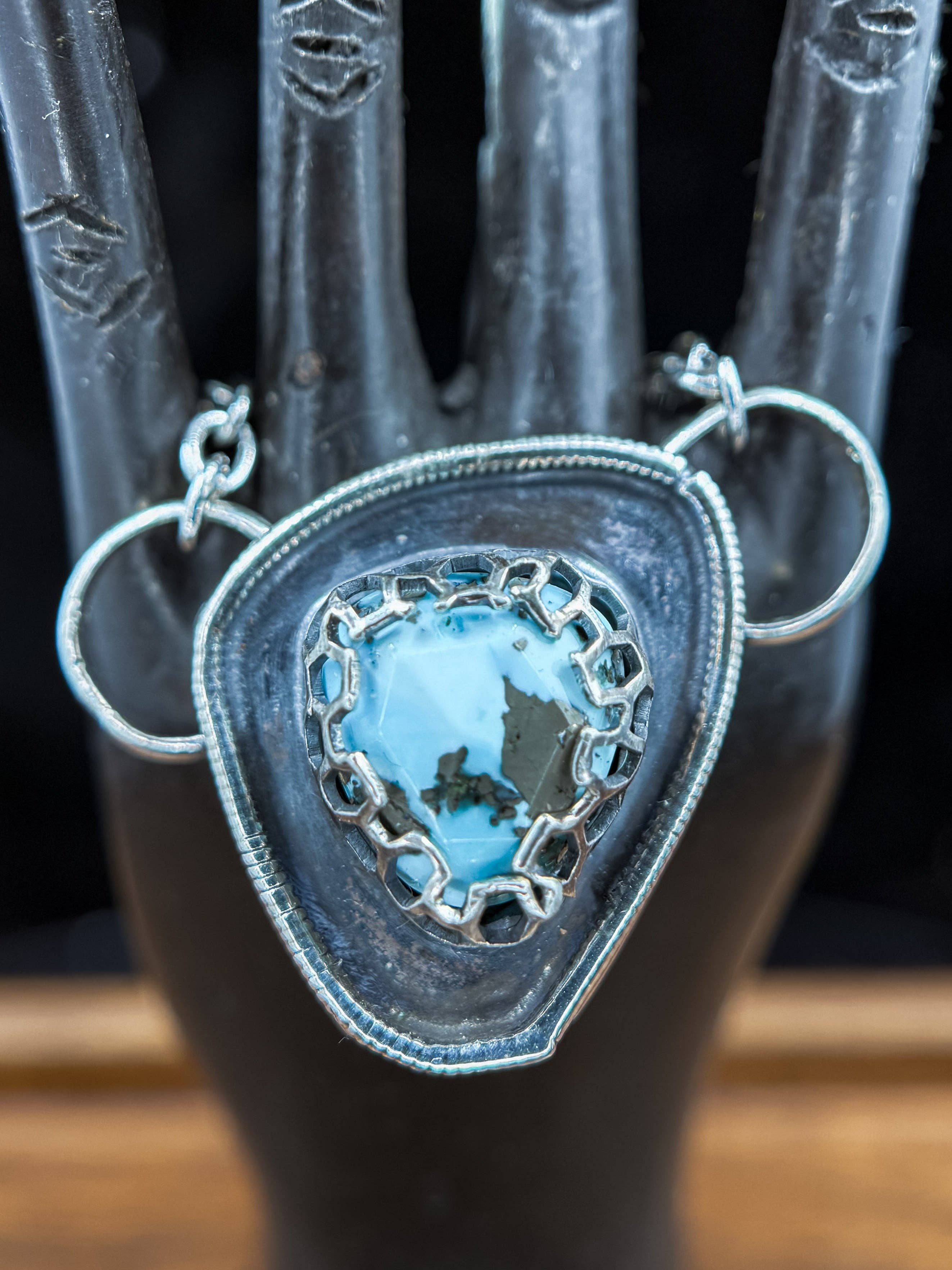 Wild Wren Adornments - Vente Colliers à pendentif - Collier "People Pleaser"0