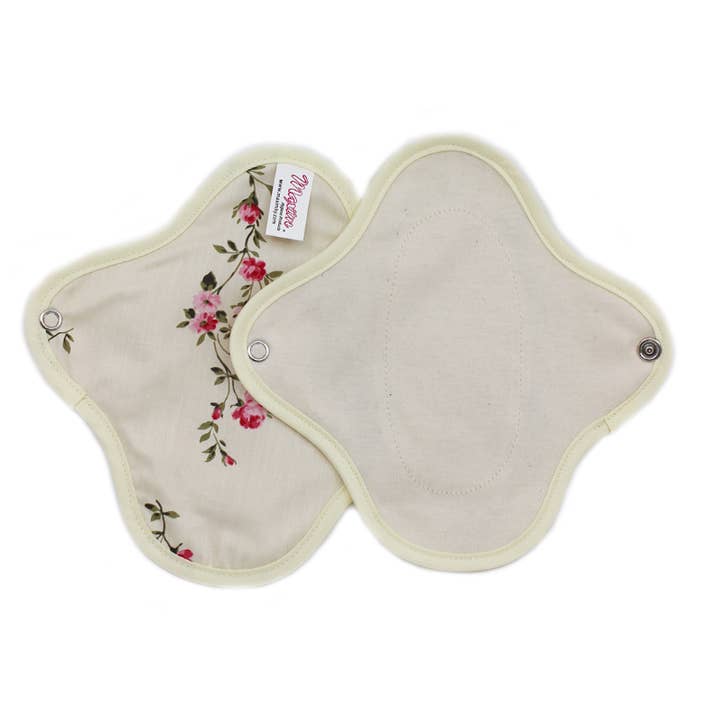 Maxim® Reusable Org. Cotton Wing Liners, 18x17.5cm, 1 Pack for wholesale by Maxim Hygiene Products