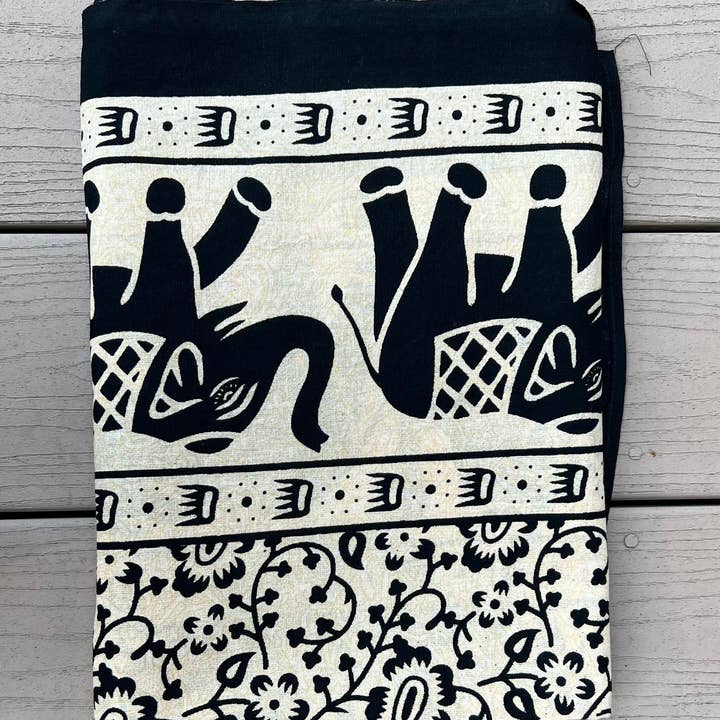 Lungta Imports - Vente Tapisserie/textile - Tapisserie Mandala Eléphant 80"X50" Blanc16