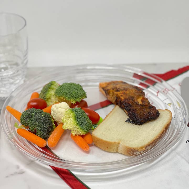 HomeRoots - Wholesale Dinnerware Set - Clear Four Piece Round Swirl Acrylic Dinner Plate Set3