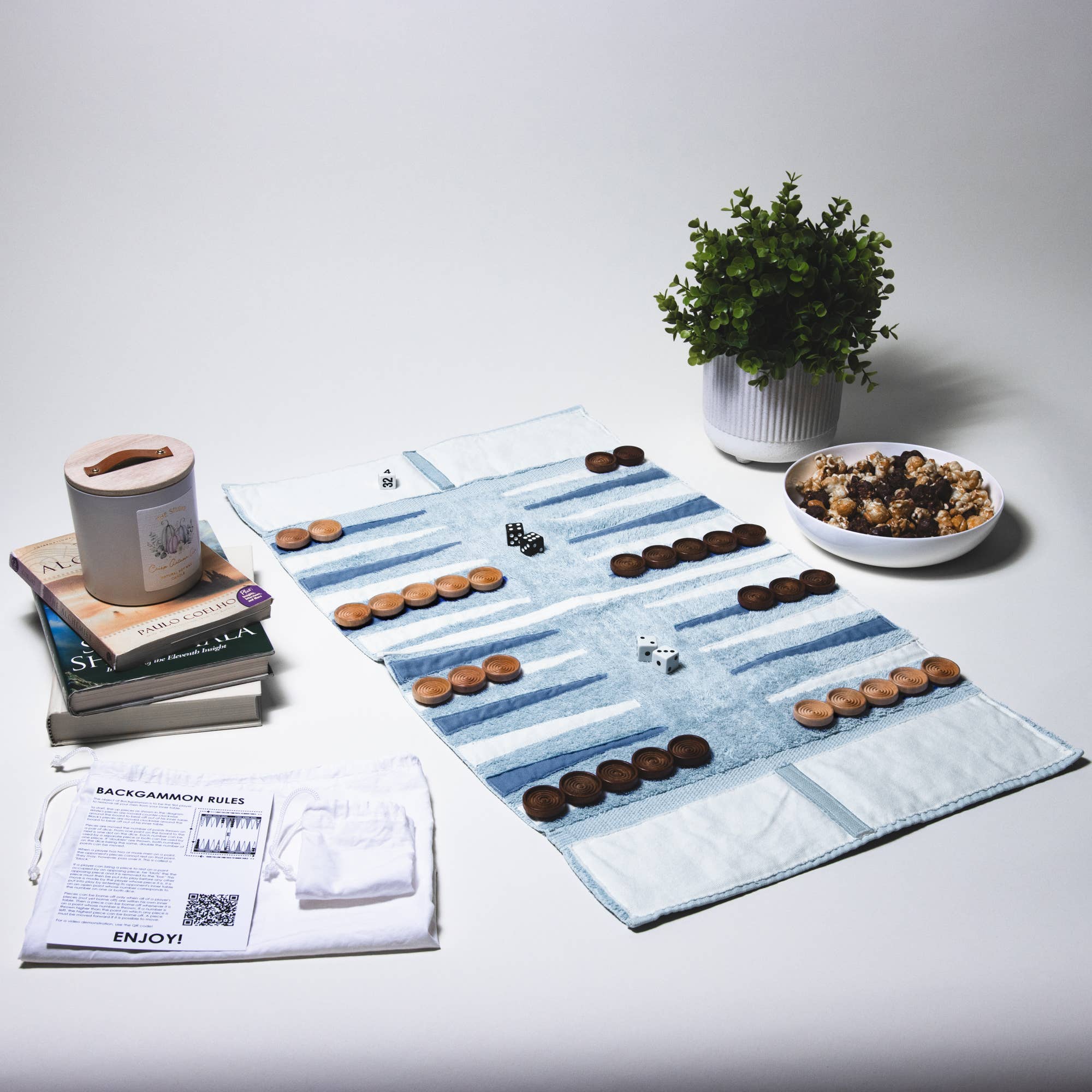 3rd Space by SBR - Wholesale Board Game - Light Blue & White Outdoor/Travel Backgammon Set6