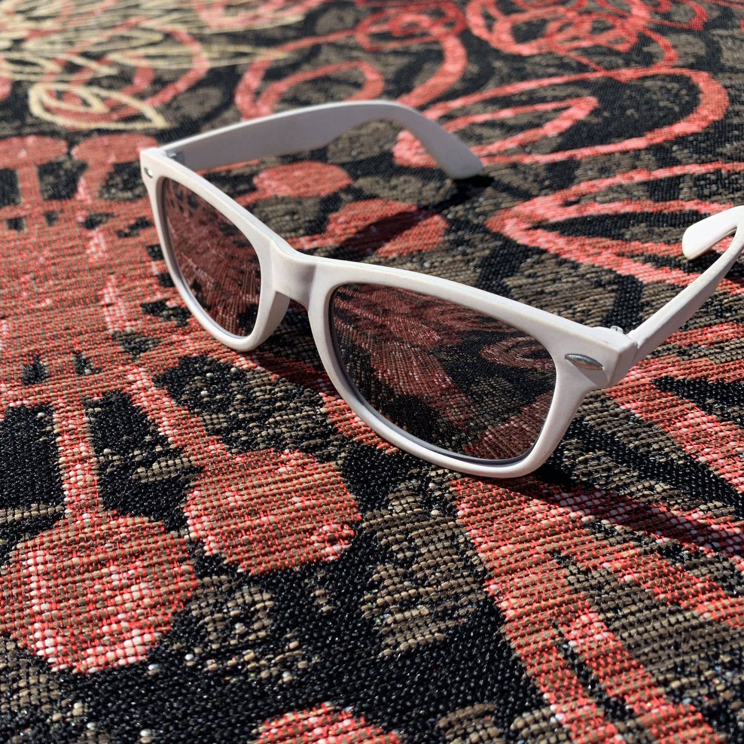 multicoloured ORADE Polypropylene Outdoor Rug for wholesale on Faire3