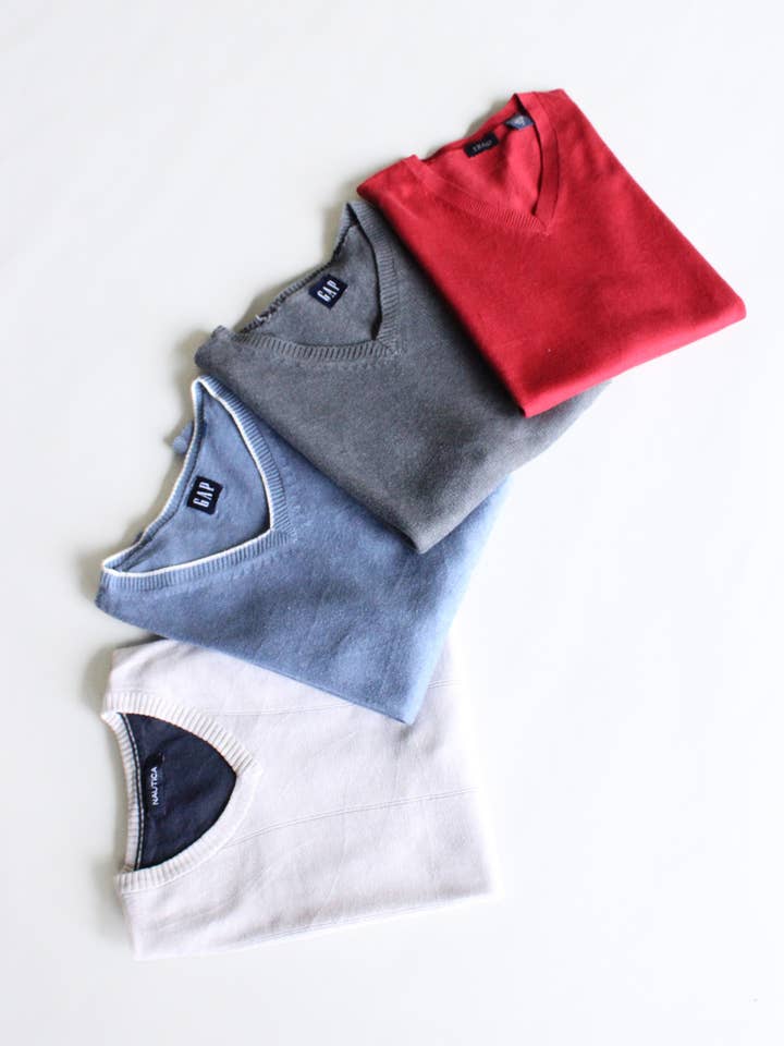 American Recycled Clothing - Wholesale Sweater Vest - Women's - Oversized Sweater Vest Bundle1