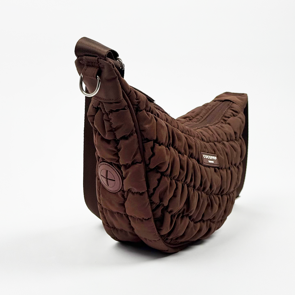 Cocopup London - Vente Sac à bandoulière – femme - Sacs de promenade pour chien en bandoulière en croissant - Espresso1