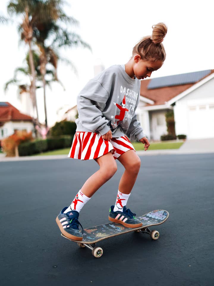 OLLIE JOLLY | IN GRAY | oversized drop shoulder | KIDS for wholesale on Faire5