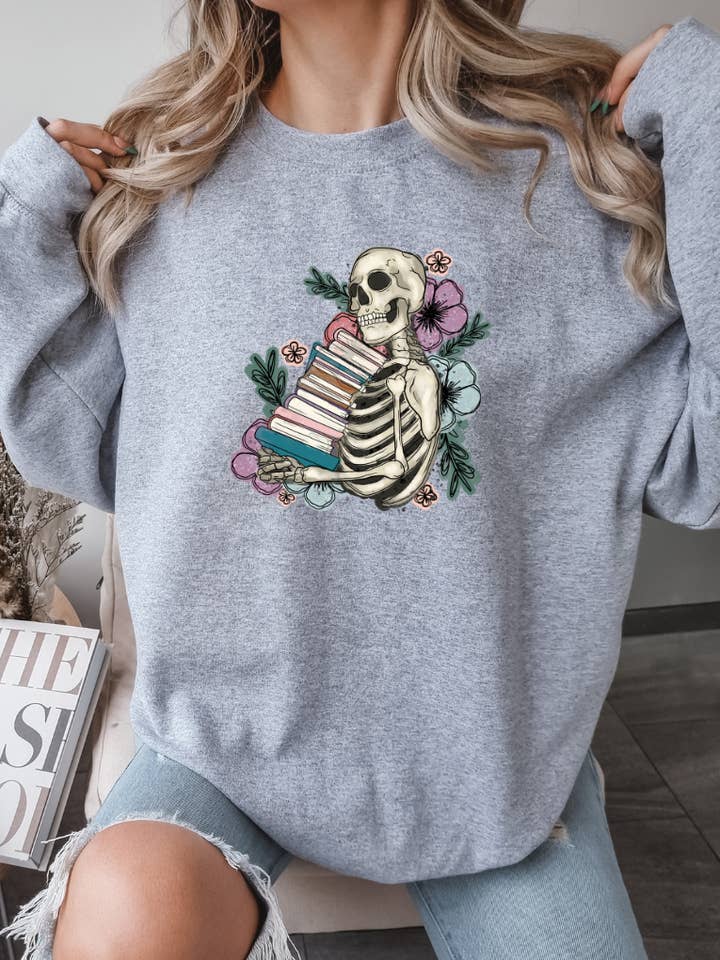Col rond Skeleton with Books - Bookish Skeleton en rose pour la vente par Laila M and Co
