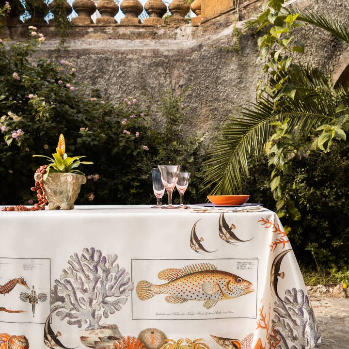 The Napking - Wholesale Tablecloth - Tablecloths “Coral Bay”