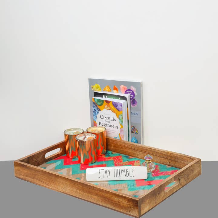 Tiramisu - Vendita all'ingrosso Vassoi decorativi - Vassoi decorativi Sunrise Springs in resina e legno (set di 3)3