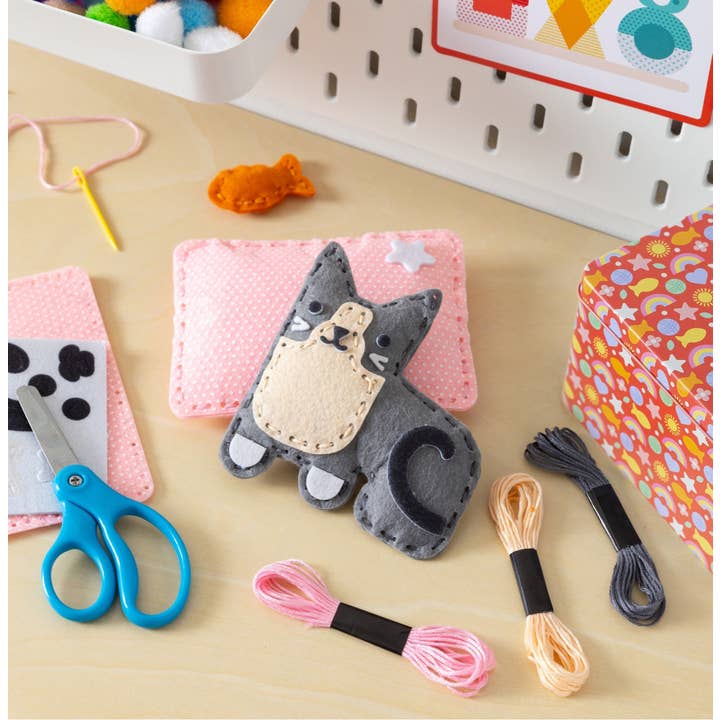 Chronicle Books - Wholesale DIY Craft Kit - Kids - Mini Craft Kit: Pocket Pet Kitten1