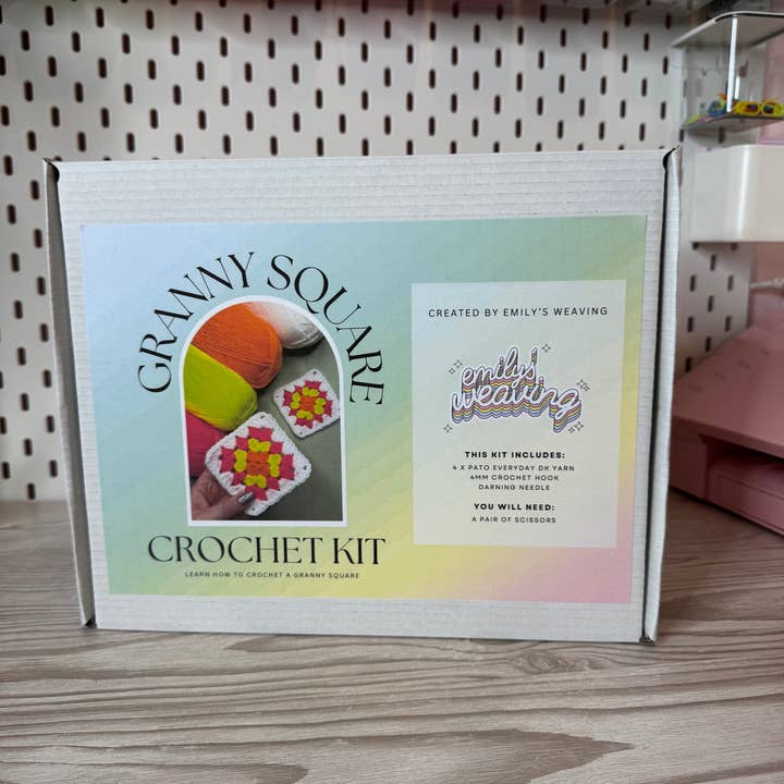 Emily's Weaving - Wholesale DIY Craft Kit - DIY Crochet Granny Square Craft Kit4