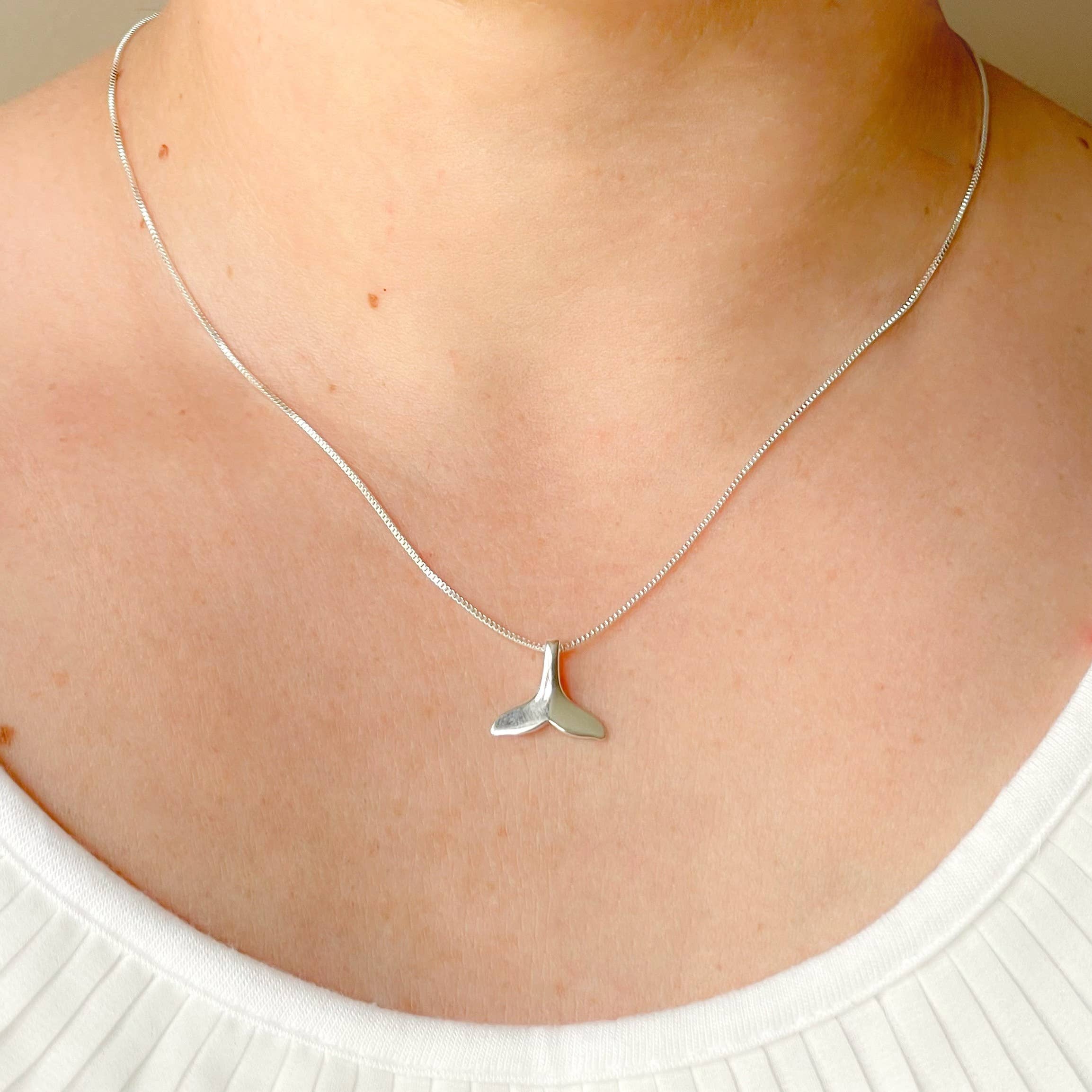 Blueyejewelry - Vente Colliers à pendentif - Collier en forme de queue de baleine - Pendentif sirène en argent sterling 925 9