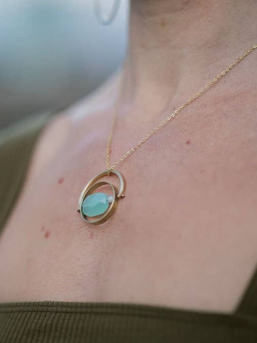 Collar Calcedonia Aqua para venta al por mayor de Modern Madini