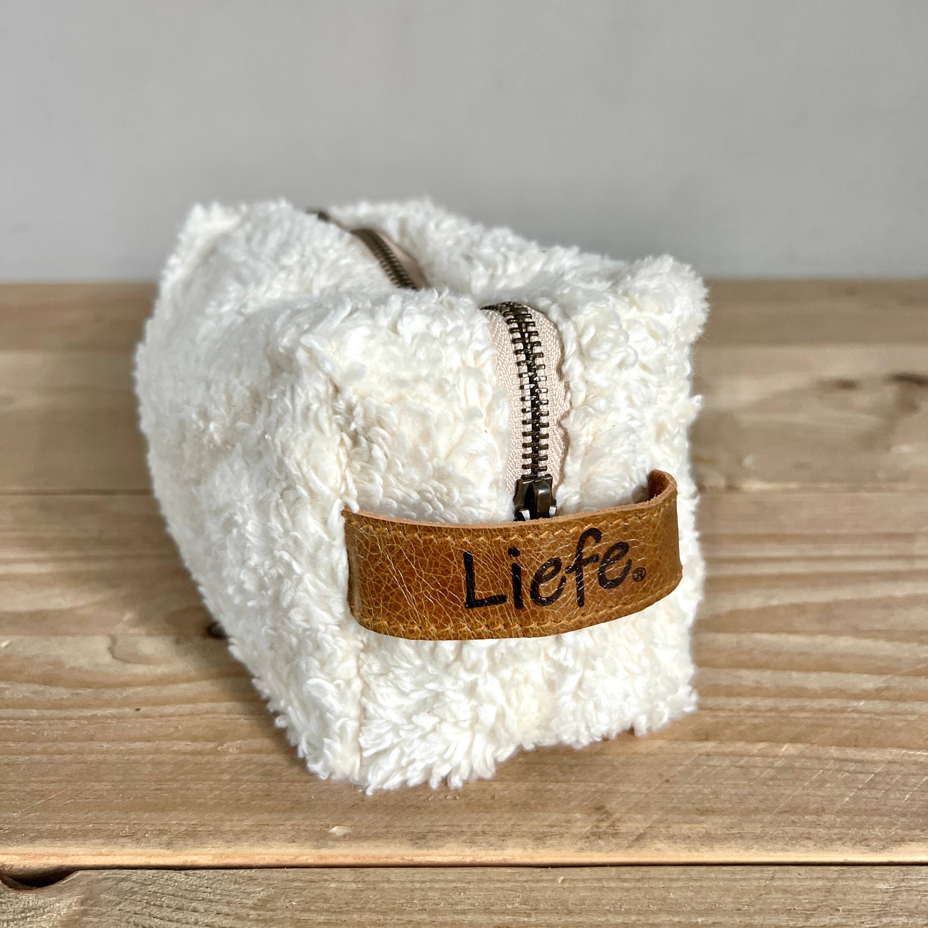 Liefe NL – wholesale Necessär - Unisex – Teddy Ficka3