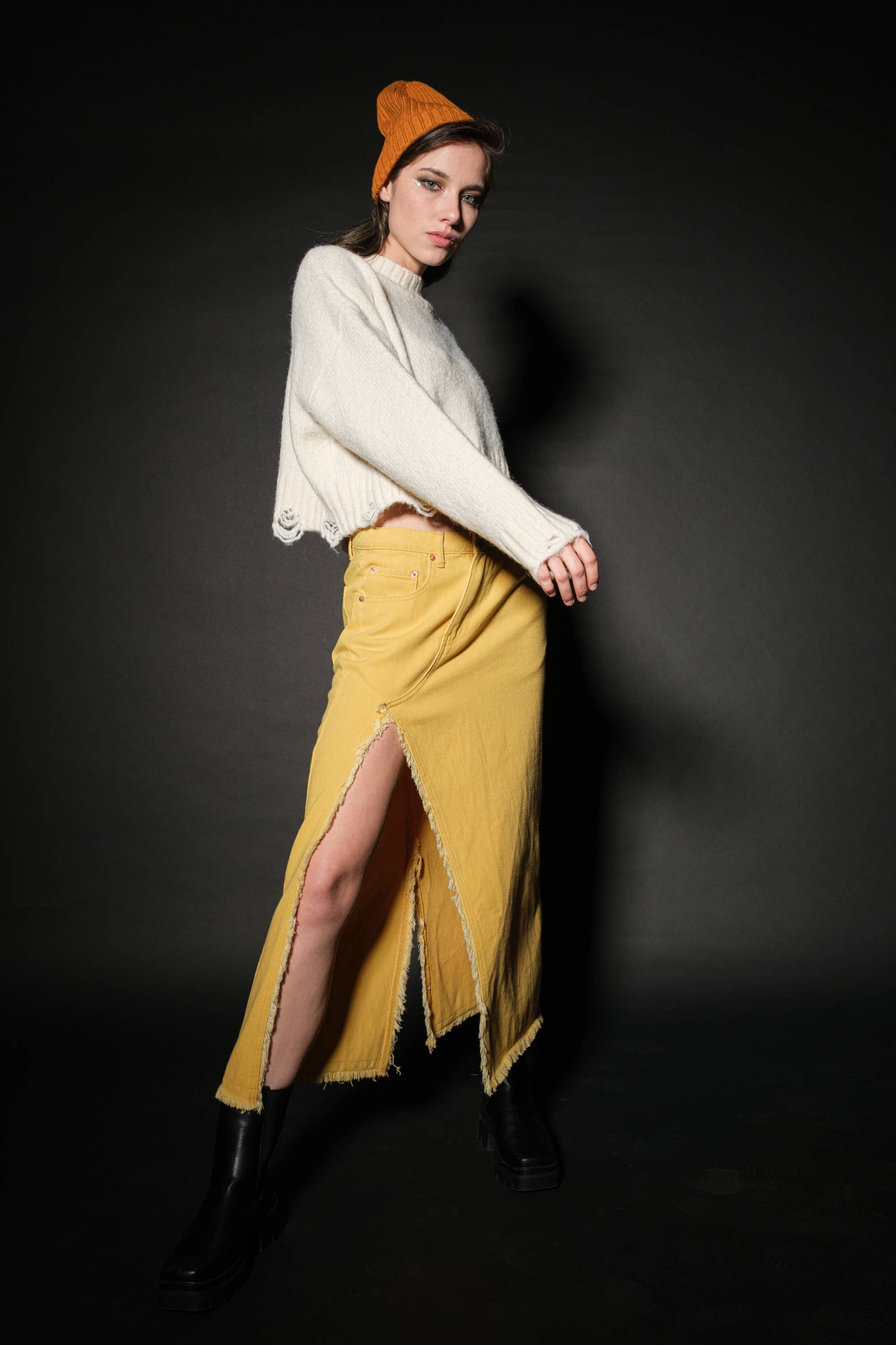 Signature 8 - Wholesale Knit Sweater - Women's - CROP SWEATER S623516