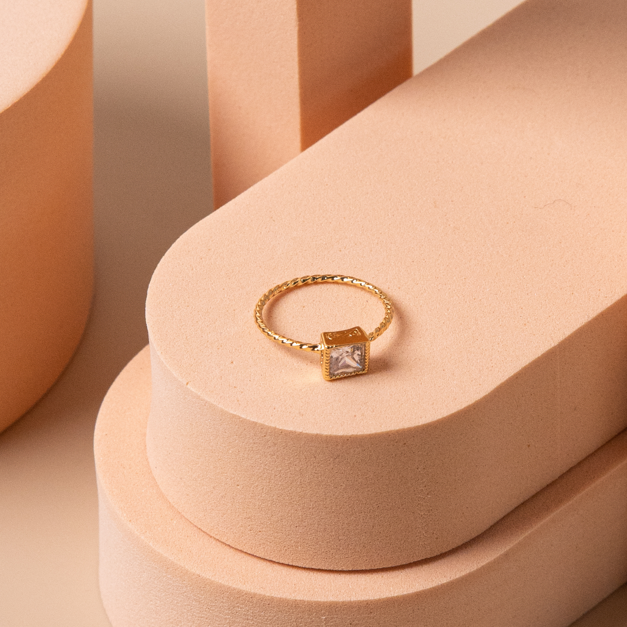 Factor Stories - Wholesale Single Stone/Solitaire Ring - Gold Square Ring3