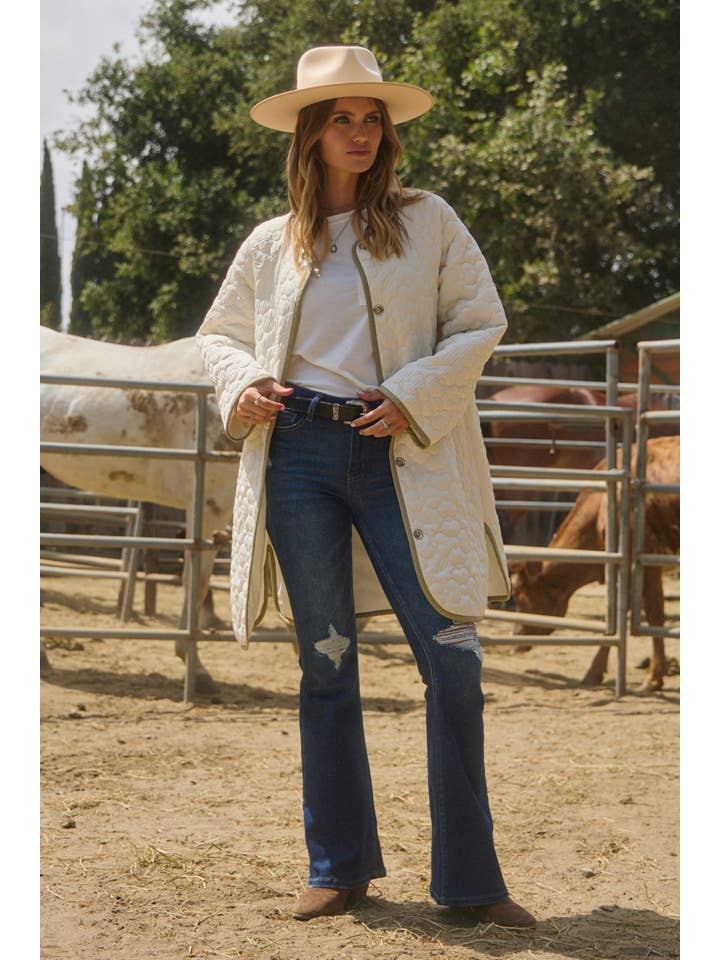 Oddi – wholesale Dunjacka - Dam – Plus blommig quiltad midi långärmad jacka