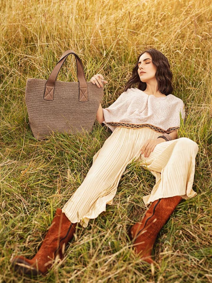 ELLA para venta al por mayor de Atelier Avanzar