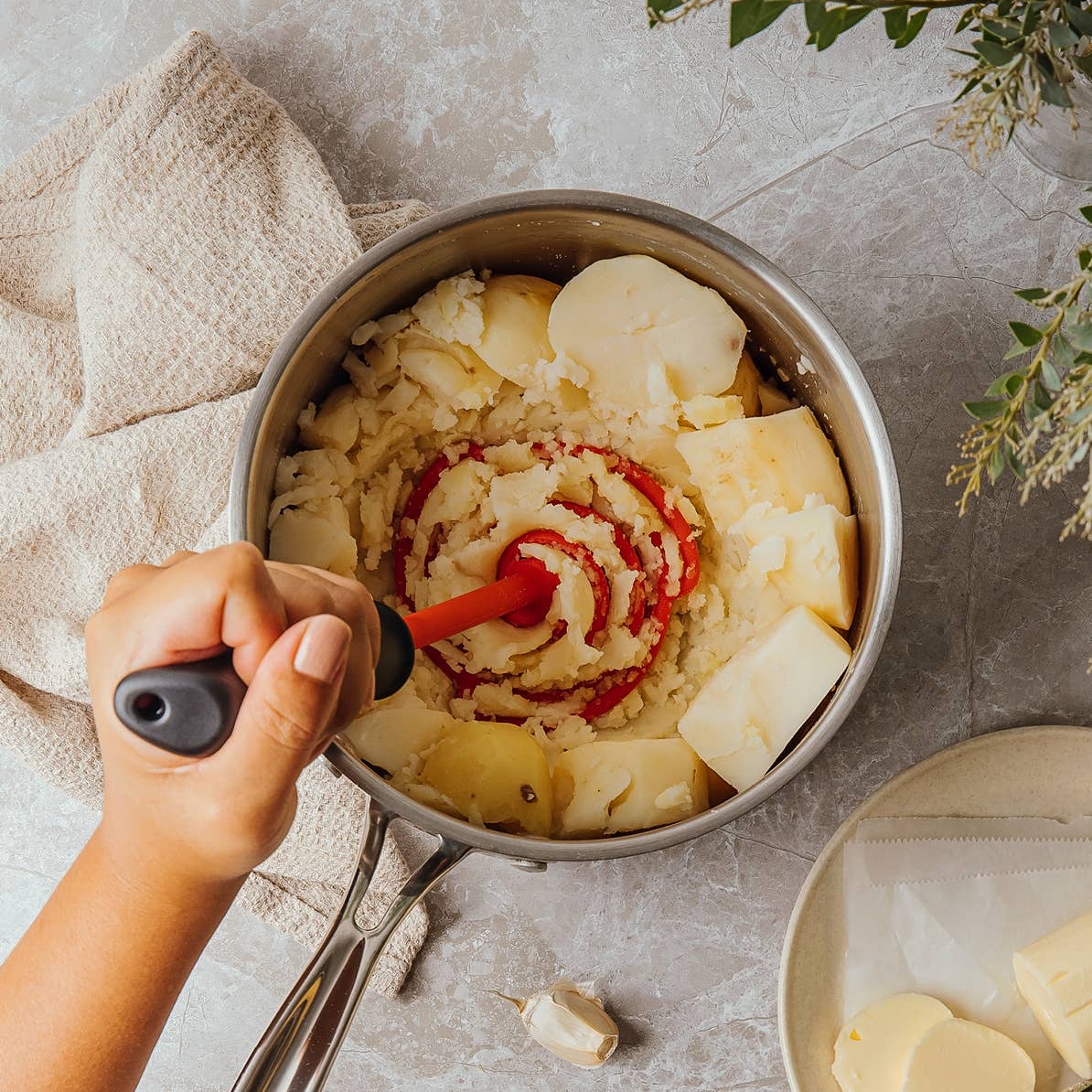 Dreamfarm - Wholesale Kitchen Tool/Gadget - Smood Lite - Smooth Mash in Seconds2