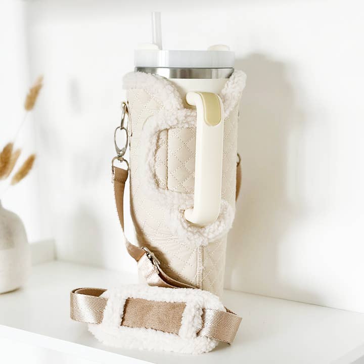 Cocopup London - Wholesale Crossbody Bag - Women's - Quilted Cream Tumbler Carry Case by Coconut Lane