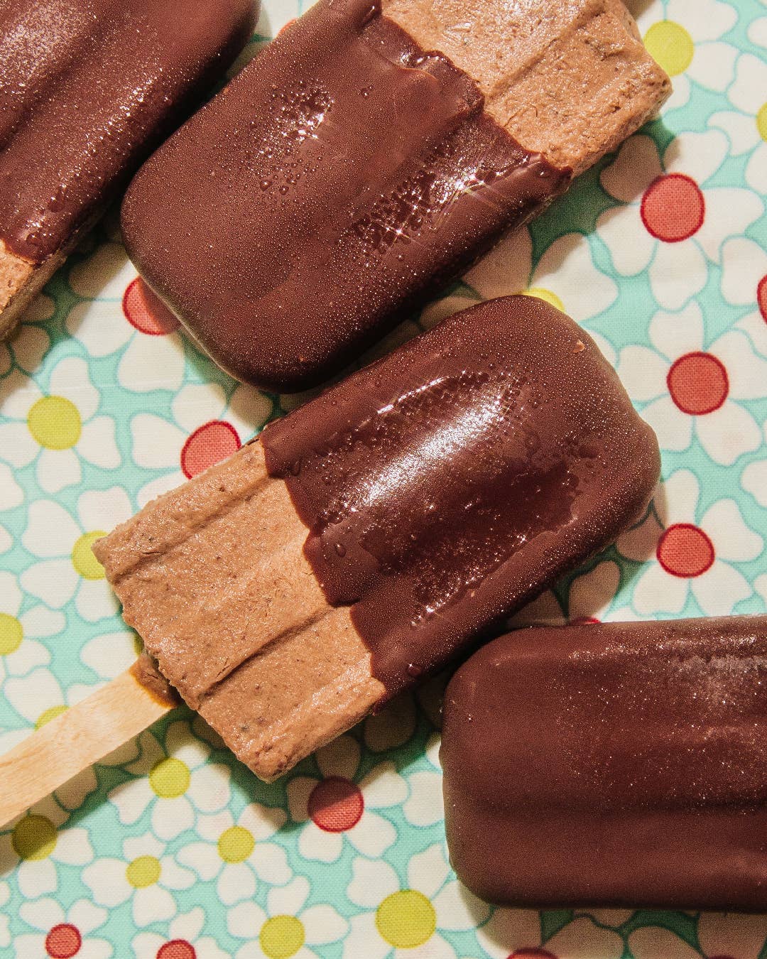 Raaka Chocolate - Wholesale Hot Cocoa Mix/Kit - Cocoa Magic Mushroom Blend - Adaptogen Hot Chocolate6