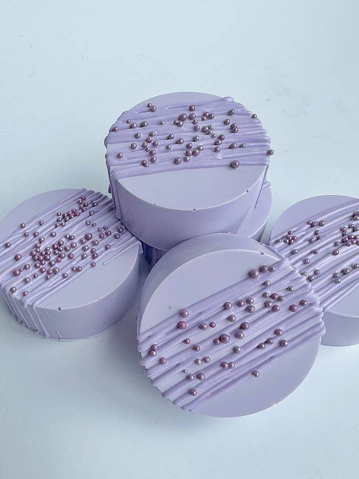 Lavender Chocolate Covered OreosĀ for wholesale by Delightful Chocolates