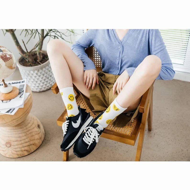 Weavey Studio – wholesale Socks – Unisex – Happy Smiley Face Socks (High Ankle)6