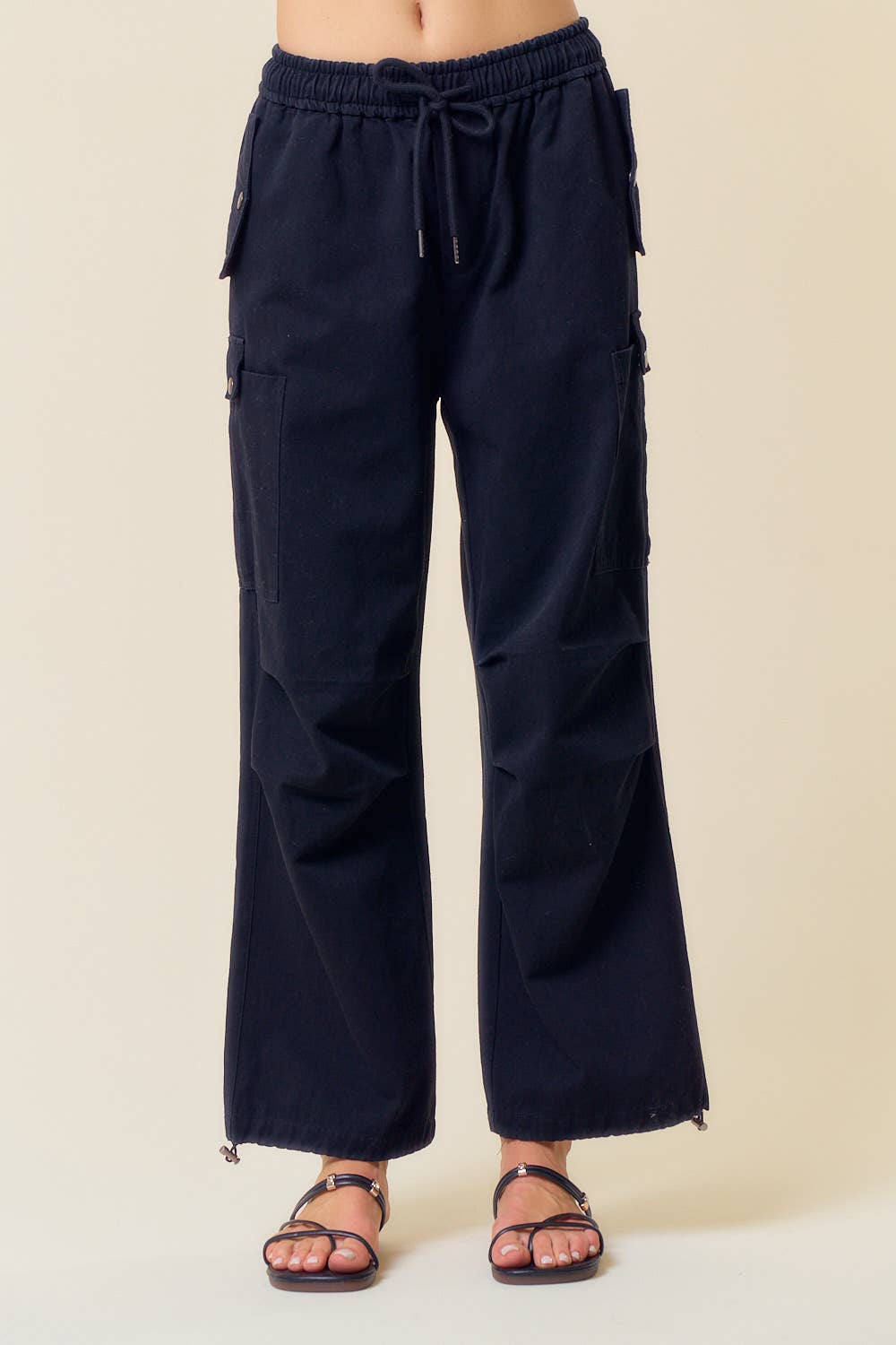 Doe and Rae - Wholesale Broek - Dames - CARGOBROEK VAN KATOENKEPERSTOF MET HOGE TAILLE EN WIJDE PIJPEN - 8793P9