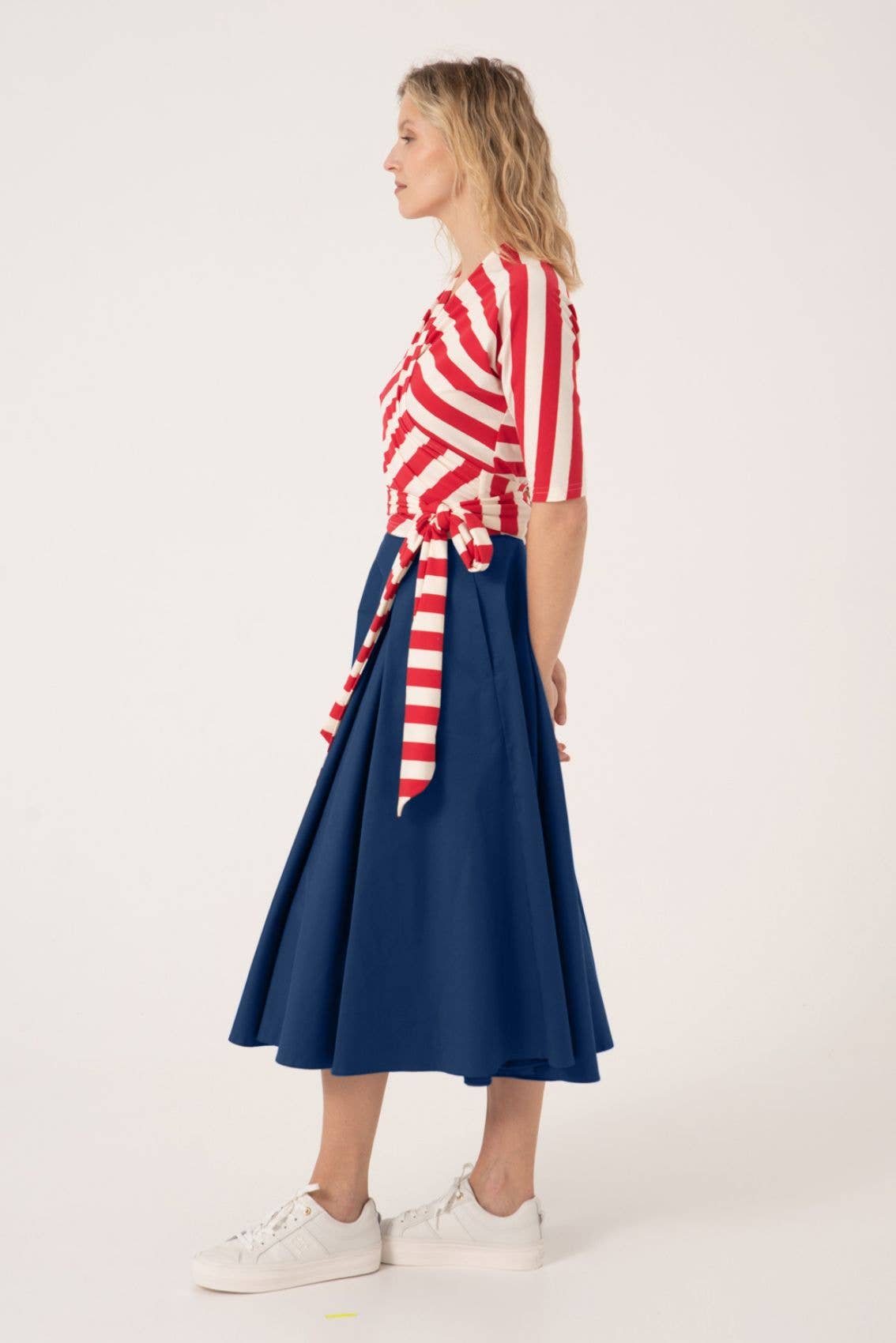 Marianna Déri GmbH - Wholesale Skirt - Women's - Navy blue pleated cotton satin skirt2