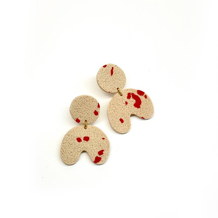 Grå Design - Vente Boucles d'oreilles pendantes - MAVIS / BOUCLES D'OREILLES NUDE ROUGE TACHE.0