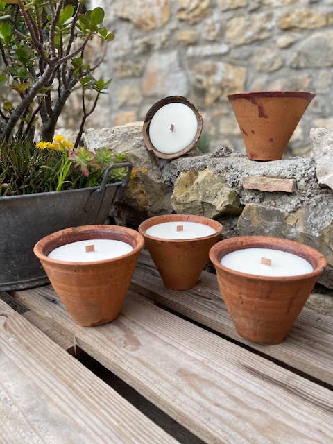 Atelier Bon Sens - Wholesale Jar/Filled Candle - Landes clay candle, “Bois de Provence” scent4