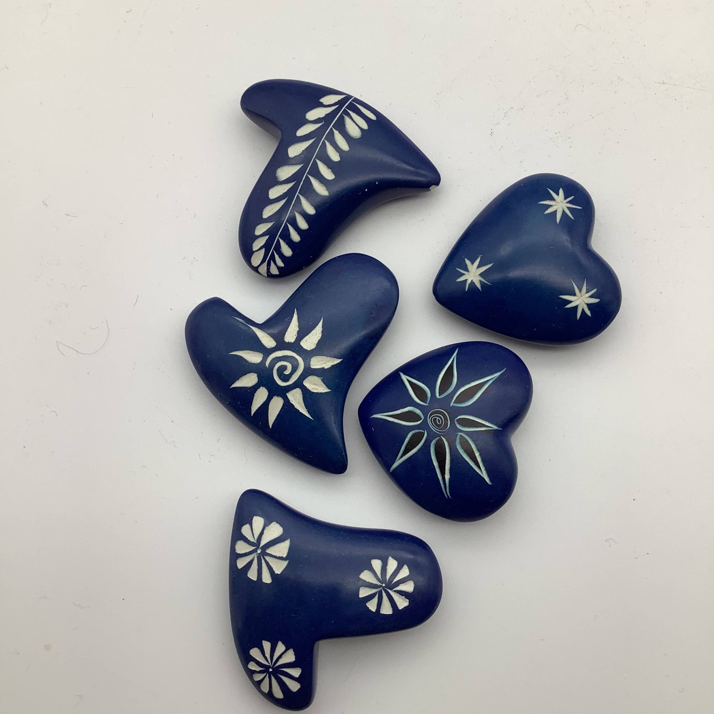 Mondo Trading Company - Wholesale Decorative Tabletop Object - Hearts- Funky-Small-Soapstone4