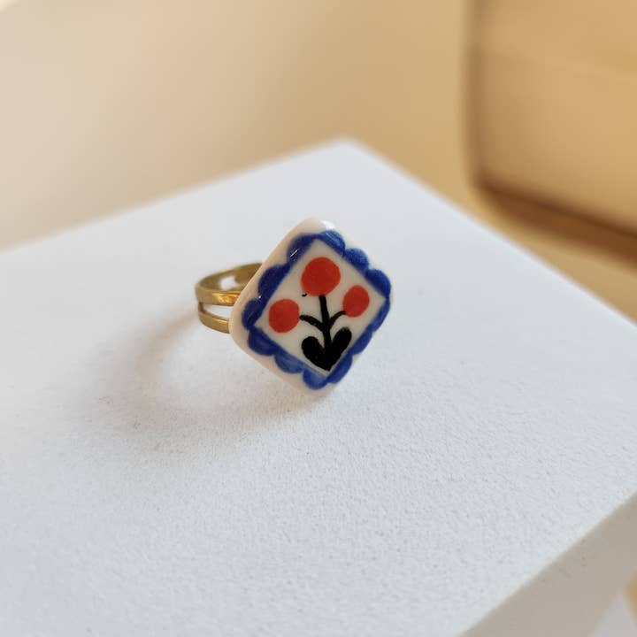 Crown & Heart - Wholesale Cocktail/Statement Ring - Quilt Square Ring