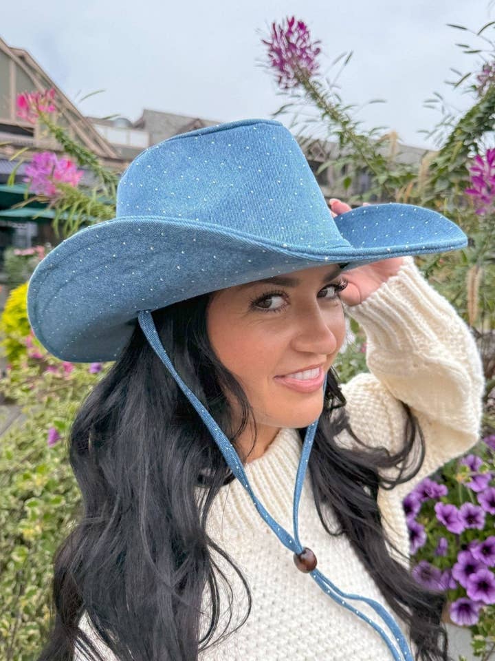 CBC0130 Chapeau de Cowboy en Jean avec Strass Broadway All Over pour la vente par MiMi Wholesale