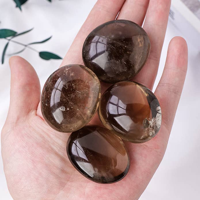 Moon Rituals – Großhandel Spiritueller Stein/Kristall – Boden & Erneuerung: Rauchquarz-Handstein, Weihnachtskristallgeschenk0