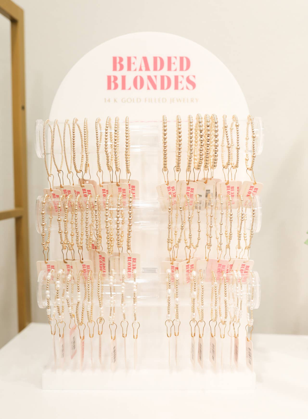 Beaded Blondes - Wholesale Sieradenstandaard en display - 3 Bar Eenzijdige Display1