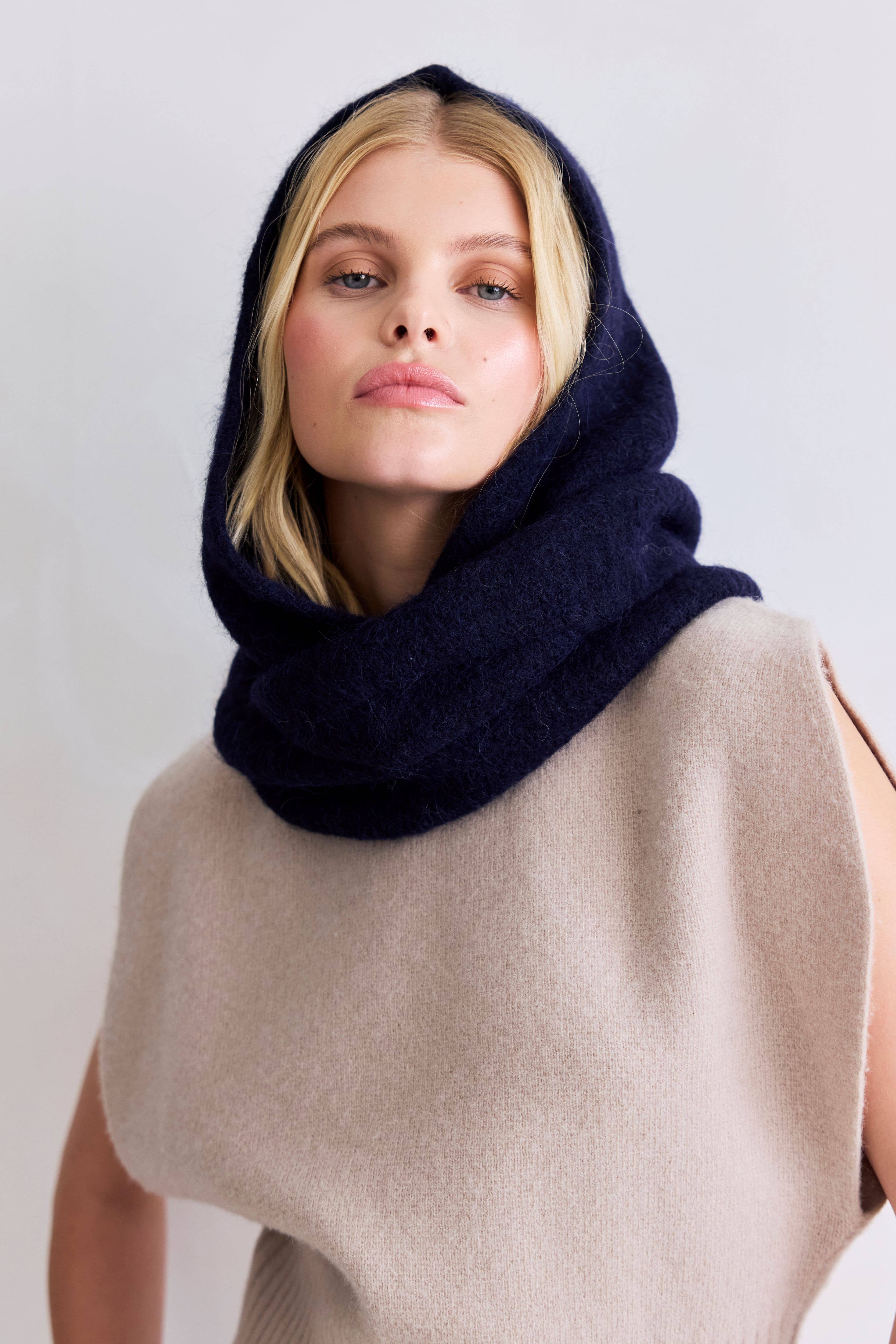 Arctic Fox & Co. - North America - Wholesale Scarf - Women's - The Alpaca Hooded Scarf - Deep Sea Navy - FW257