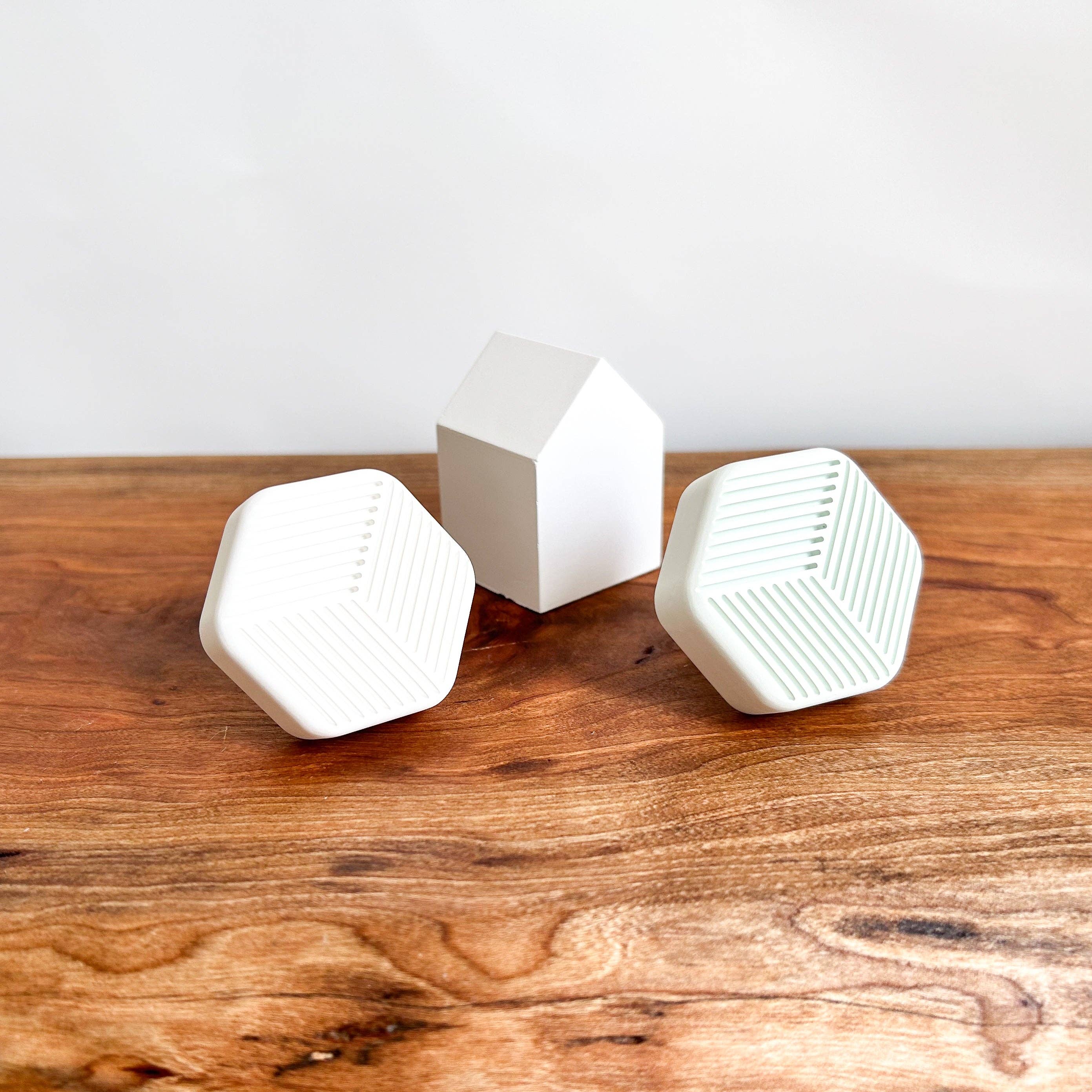 Town & Earth - Wholesale Car Freshener - Unisex - Car Vent Air Freshener | Diatomite | Diffuser8