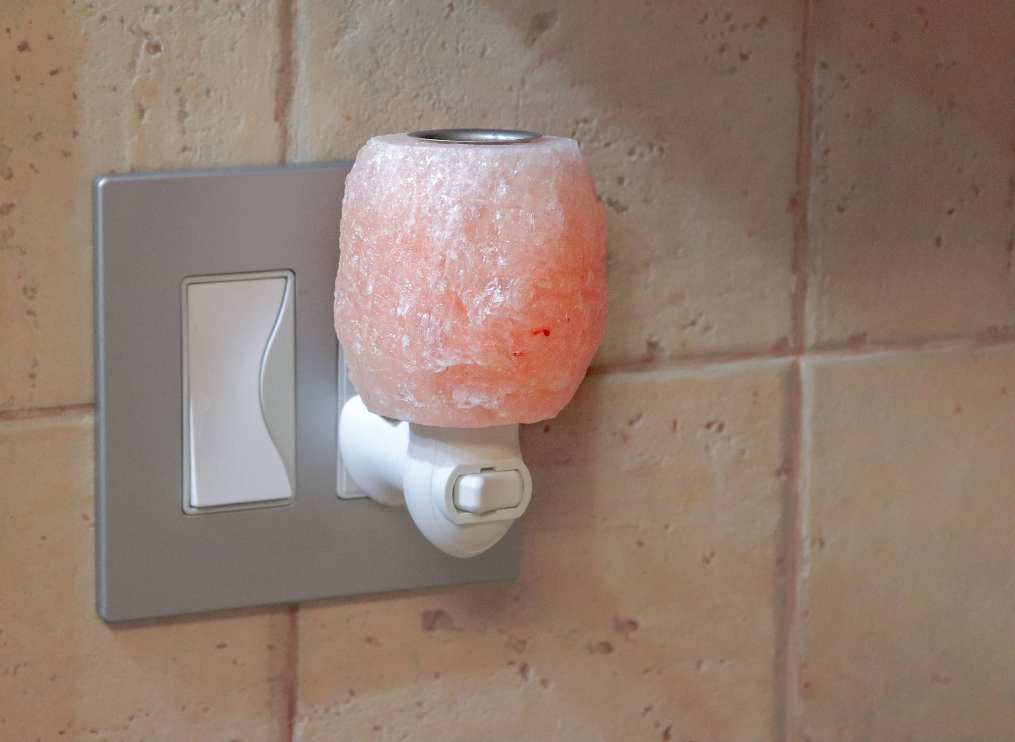 Himalayan Secrets - Wholesale Night Light - Himalayan Salt Aromatherapy Natural Night Light1