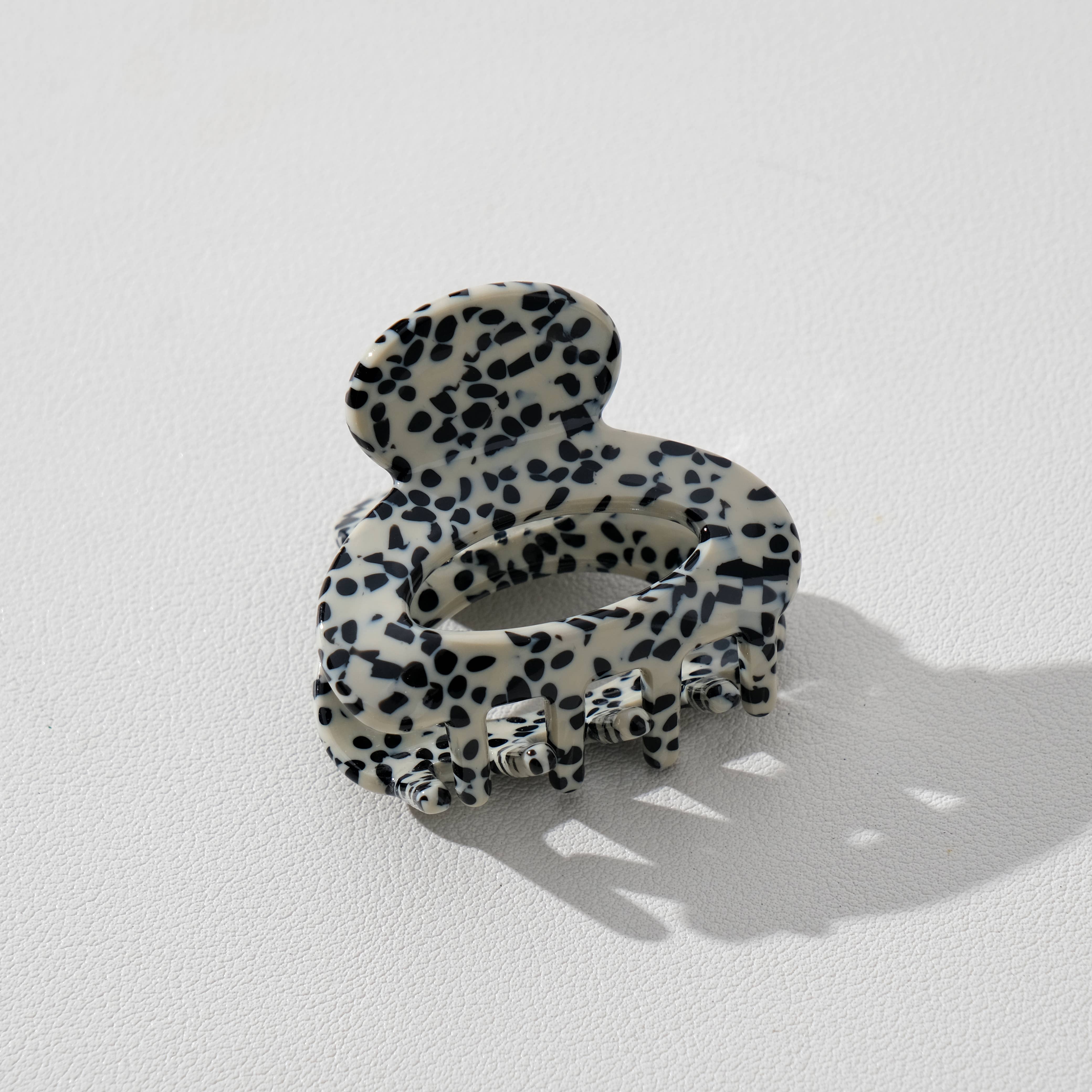 Adorro - Wholesale Hair Clip - Women's - Lucie Core | Mini Bubble Claw Clip2