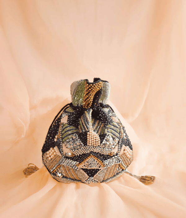 Mojabella - Vente Pochette – femme - Sac Potli Mojabella noir classique - élégance et raffinement intemporels0